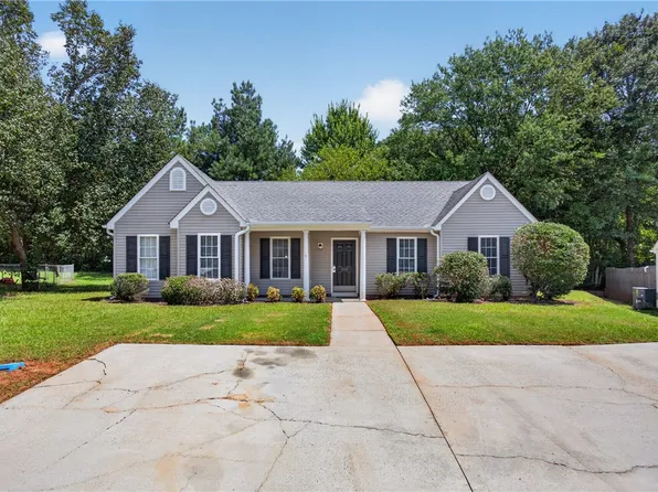 115 Arbors Ct, Central, SC 29630