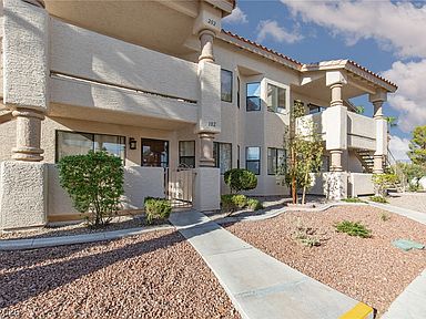 1001 Falconhead Ln Unit 102, Las Vegas, NV 89128, photo 2