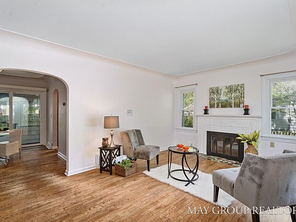 4th image of 1645 Chamberlain Ave SE