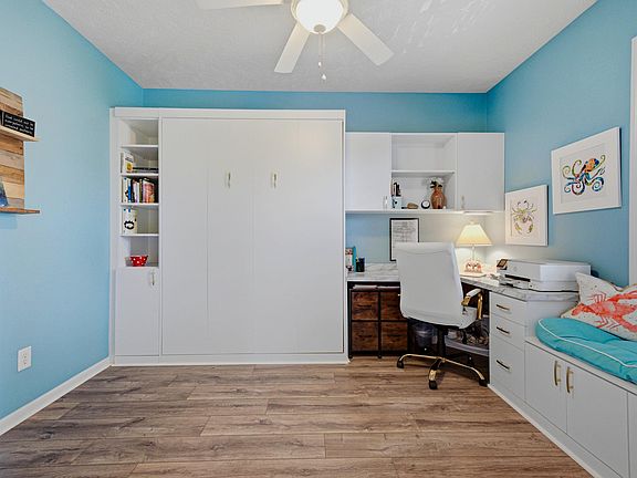 5th image of 601 Hillside Dr. N #2334