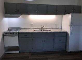 2400 N Bay St APT 1, Appleton, WI 54911