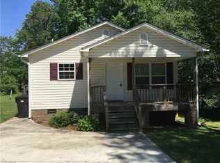 233 Lansdowne St, High Point, NC 27262