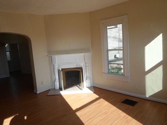 Living Room Alt View