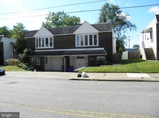 10642 Halstead St, Philadelphia, PA 19116