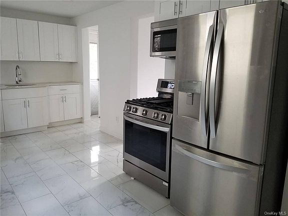 2nd image of 28 Coolidge Ave
