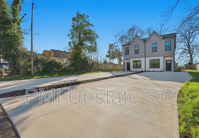 109 Virginia Ave — Photo 22