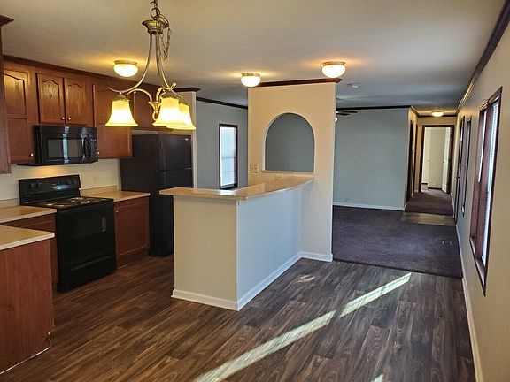 5th image of 10800 Valette Cir W #63