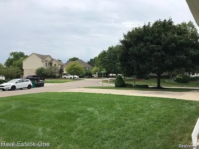 3 bed, 3.5 bath, 3456 sqft, $4,500 — Photo 4