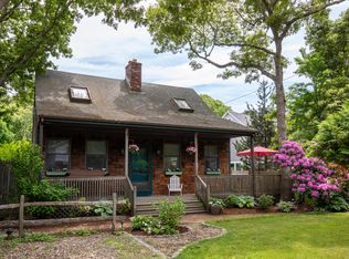 3 Nahomon St, Oak Bluffs, MA 02557