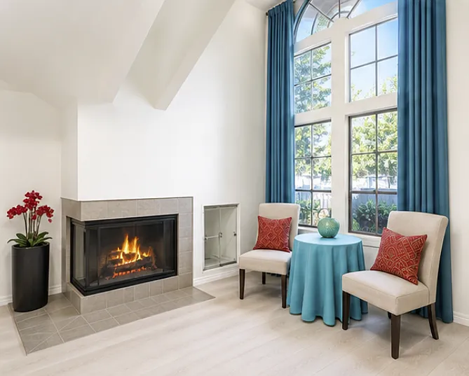 2 bed, 2.5 bath, 1350 sqft, $3,599 — Photo 2