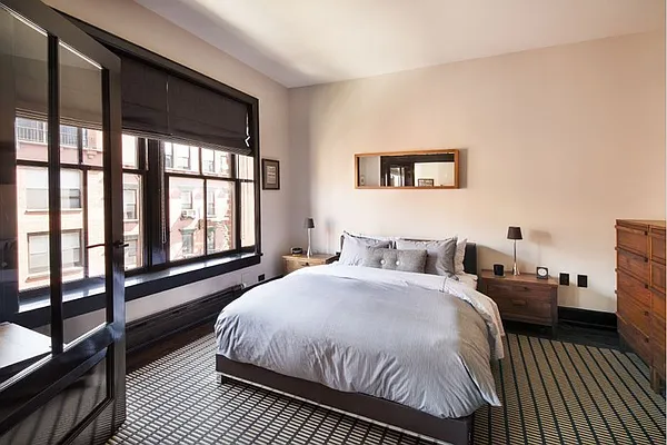 Sold by Stribling | media 11