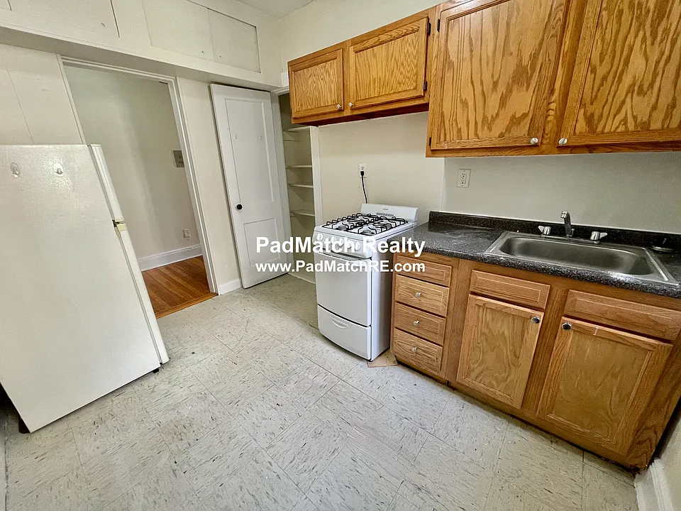 1628 Commonwealth Ave #6