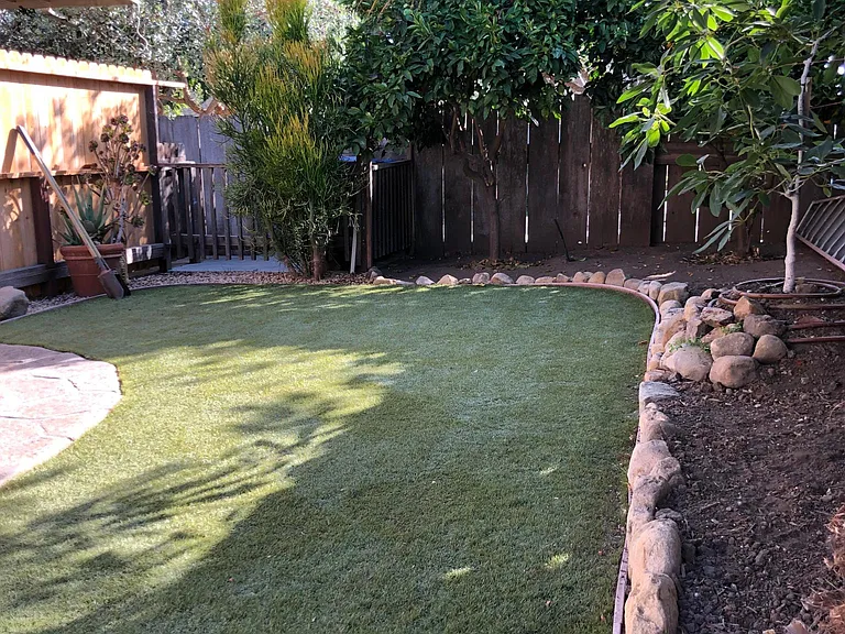 1029 E Ortega St — Photo 11