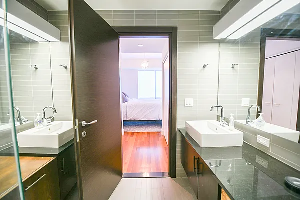 Sold by Compass | media 7