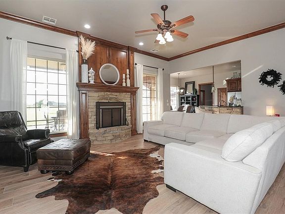5th image of 2521 Fontaine Pl