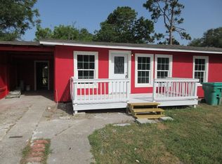 815 S McCampbell St, Aransas Pass, TX 78336