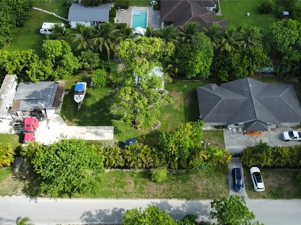 18180 SW 176th St, Miami, FL 33187