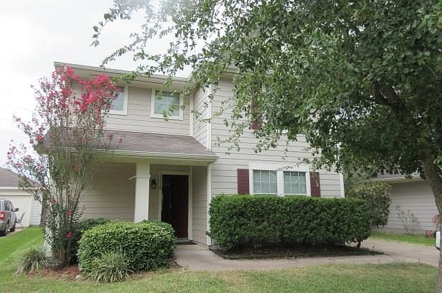 1st image of 19918 Crested Hill Ln