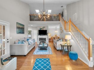 816 Jarman Dr, Jamestown, NC 27282