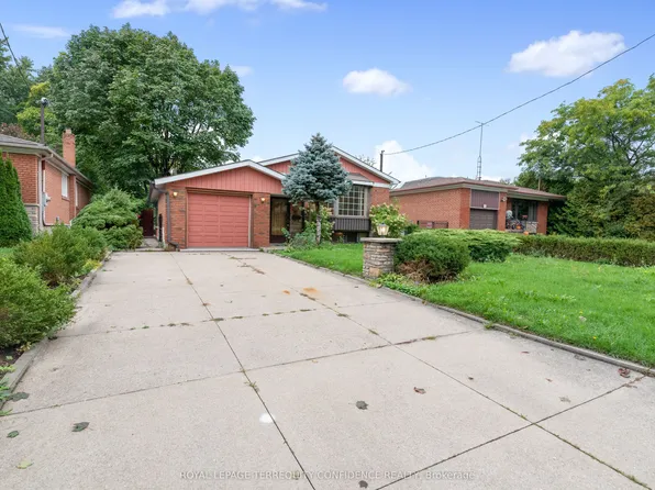 50 Wynn Rd, Toronto, ON M2R 1S9