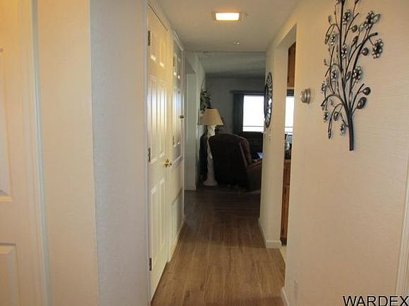 4th image of 2022 Merrill Ln Unit 5F