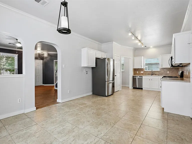 1001 Monadale Trl — Photo 14