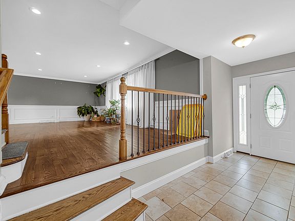 4th image of 17742 Larkspur Ln