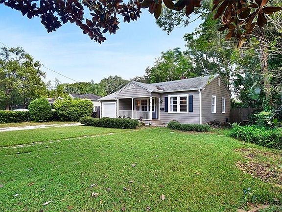2nd image of 837 Palm Dr