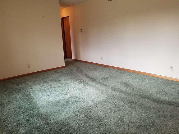 4th image of 50 S Allen Ave
