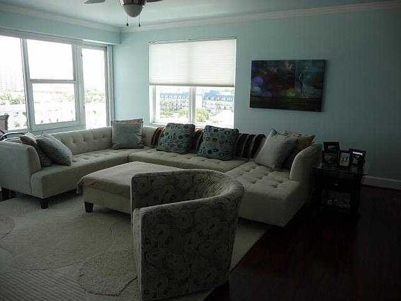 3rd image of 4010 Galt Ocean Dr APT 611