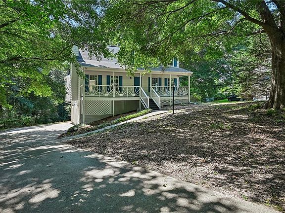 3rd image of 81 Dogwood Trl