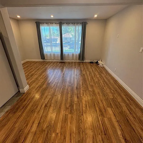 5251 Grand Blvd #UPPER — Photo 5