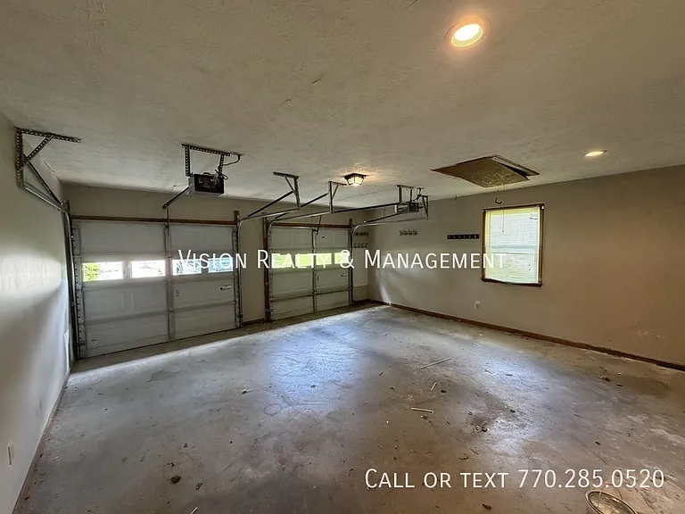 131 Hunters Way — Photo 18