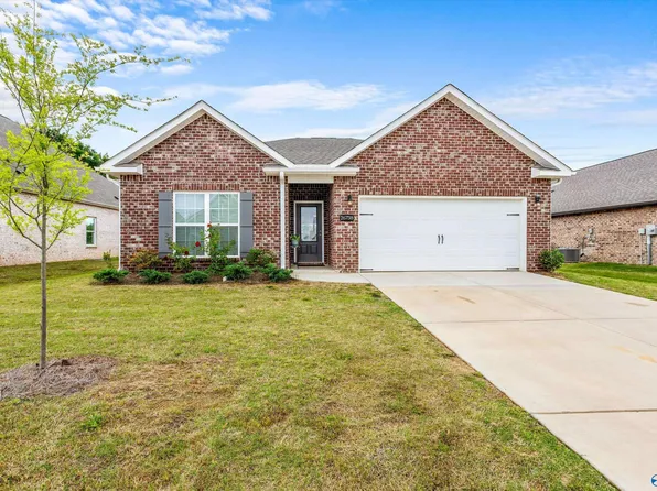 26738 Kyle Ln, Athens, AL 35613