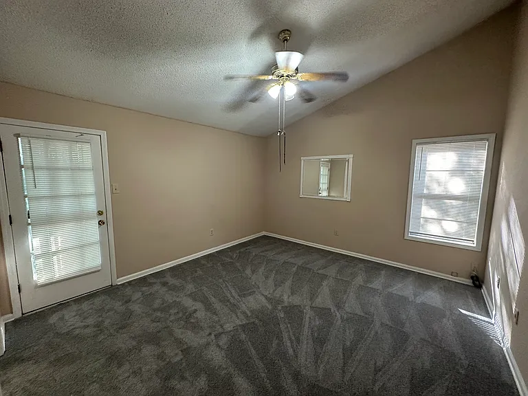 6491 Saginaw Rd — Photo 8