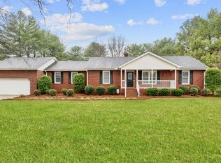 1964 Orchard Park Dr, Murfreesboro, TN 37128