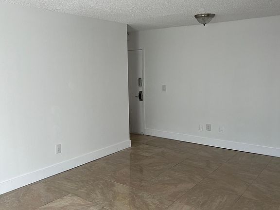 5th image of 12105 NE 6th Ave APT 305