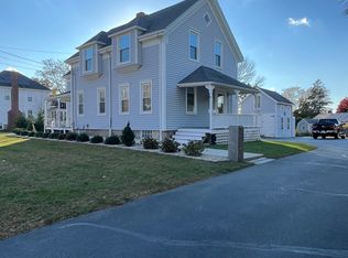 771 Dartmouth St #1, South Dartmouth, MA 02748