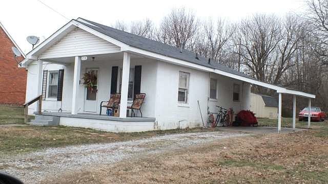 1st image of 758 Hanson St