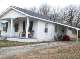 758 Hanson St, Madisonville, KY 42431