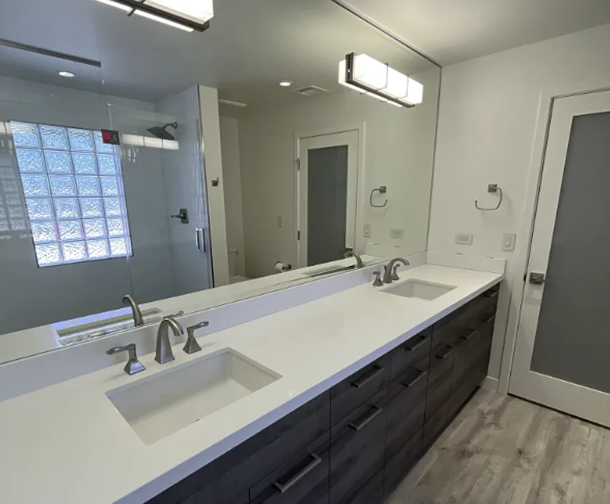 7017 E Bella Vista Dr