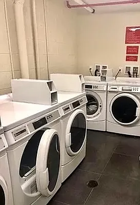 Rented by Yunan LLC | media 17