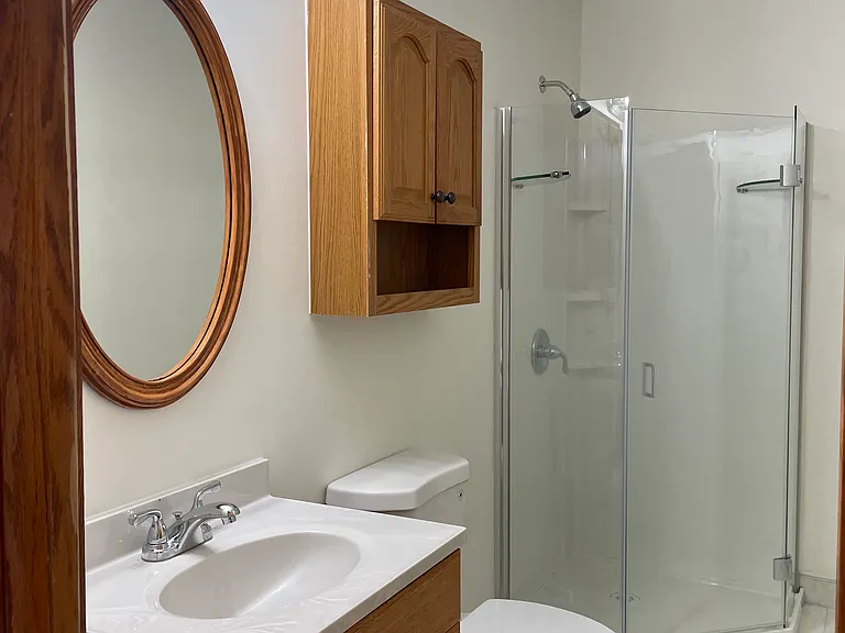1023 Lexington Dr — Photo 14