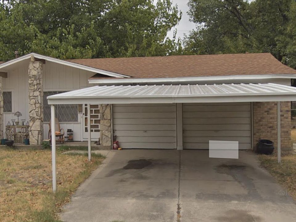 1st image of 416 Thompson Dr