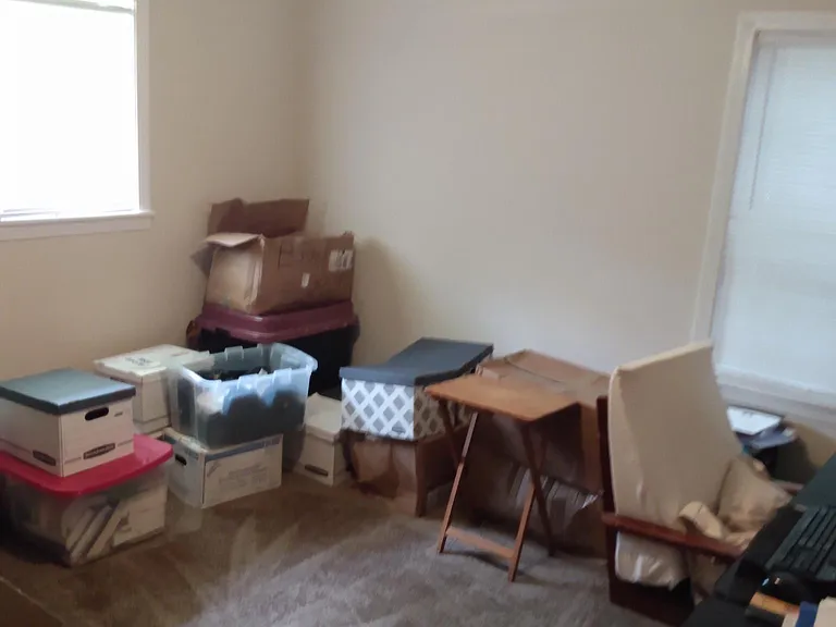 204 Clintview St — Photo 7