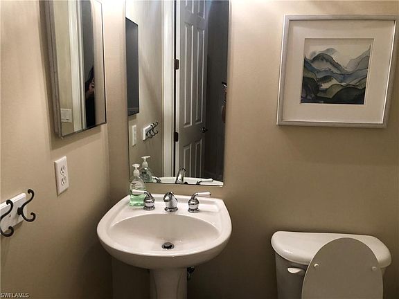 4th image of 10105 Valiant Ct APT 201
