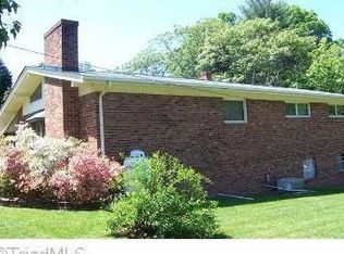 101 Bell Dr, Thomasville, NC 27360