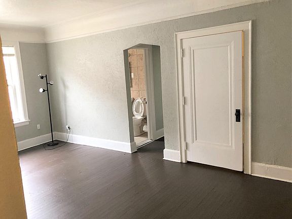 4th image of 2545 Ford St APT A3