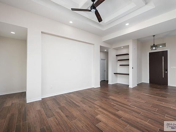 4th image of 8636 Jupiter St