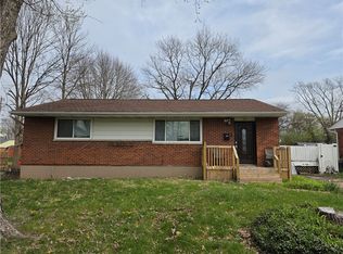 30 Whispering Dr, Trotwood, OH